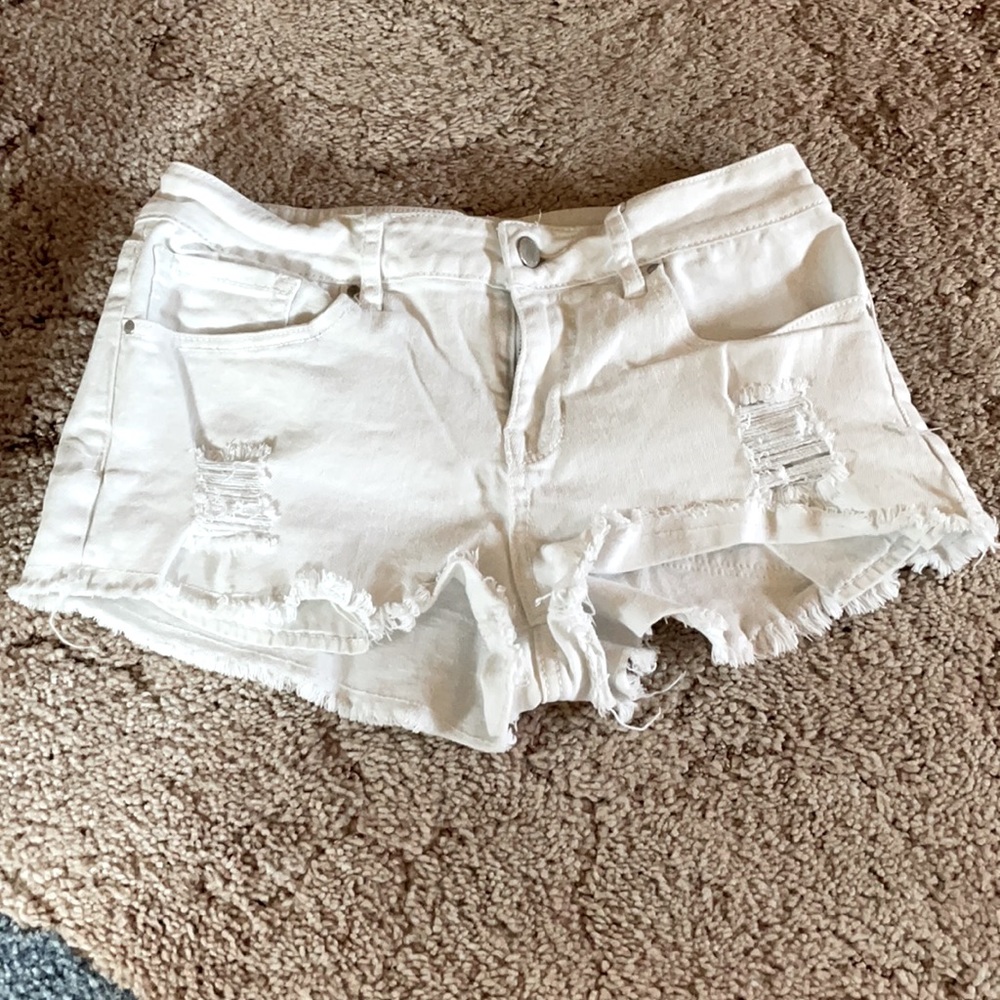 White Shorts! - Picture 2 of 4